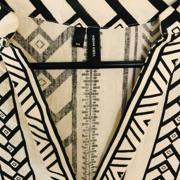 Vero Moda Boho Black & Ivory Aztec Print Long Sleeve Maxi Dress XS - Picture 4 of 7